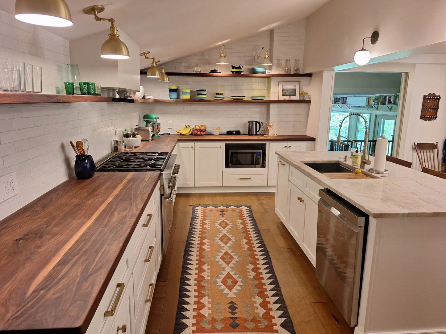 White Shaker Cabinets with Butcherblock Countertops – Warm, Classic & Functional