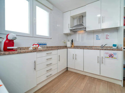 White Shaker Driftwood Kitchen Cabinets – Warm, Natural & Stylish