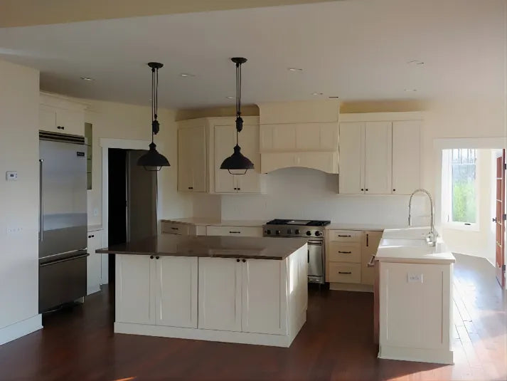 Linen Shaker Kitchen Cabinets – Warm Elegance Meets Timeless Style