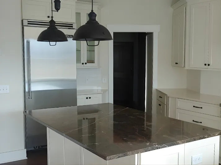 Linen Shaker Kitchen Cabinets – Warm Elegance Meets Timeless Style