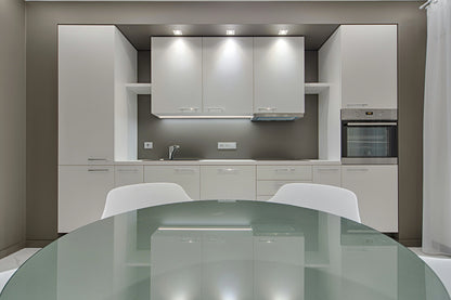 White Shaker Driftwood Kitchen Cabinets – Warm, Natural & Stylish