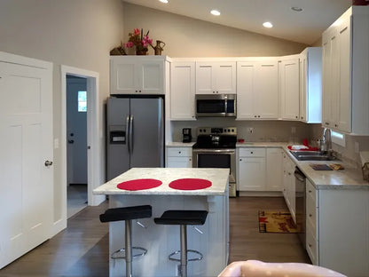 White Shaker Kitchen Cabinets – A Classic Choice for Every Home